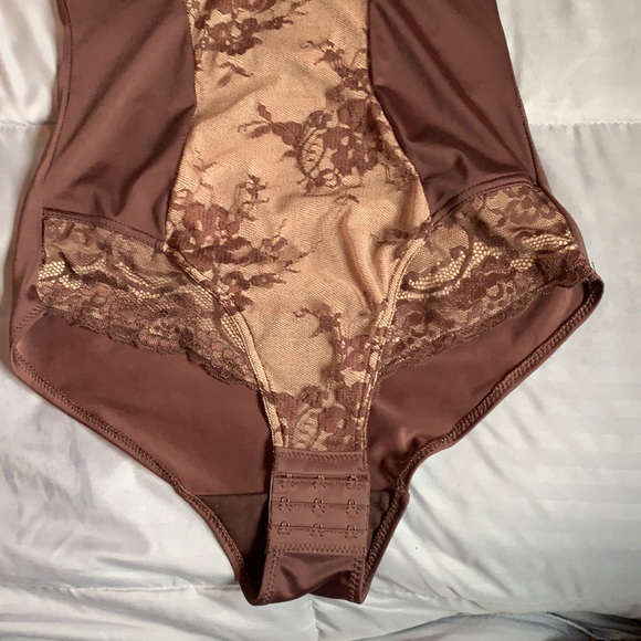 Heavenly Secrets Convertible Body Suit L Large - Picture 3 of 7
